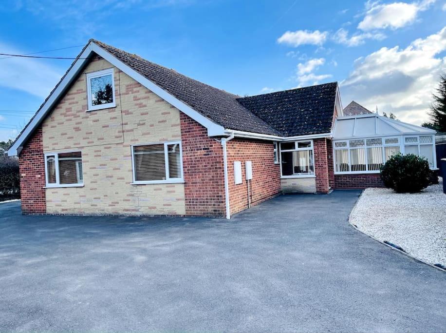 5-Bedroom Cottage In Healing, Grimsby Kültér fotó